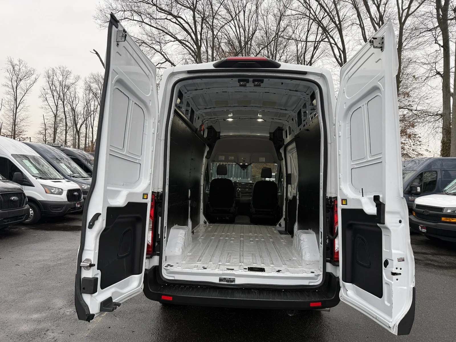 Used 2024 Oxford White Ford T-250 148