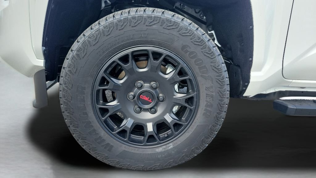 New 2026 Ice Cap Toyota  SR5 image 33