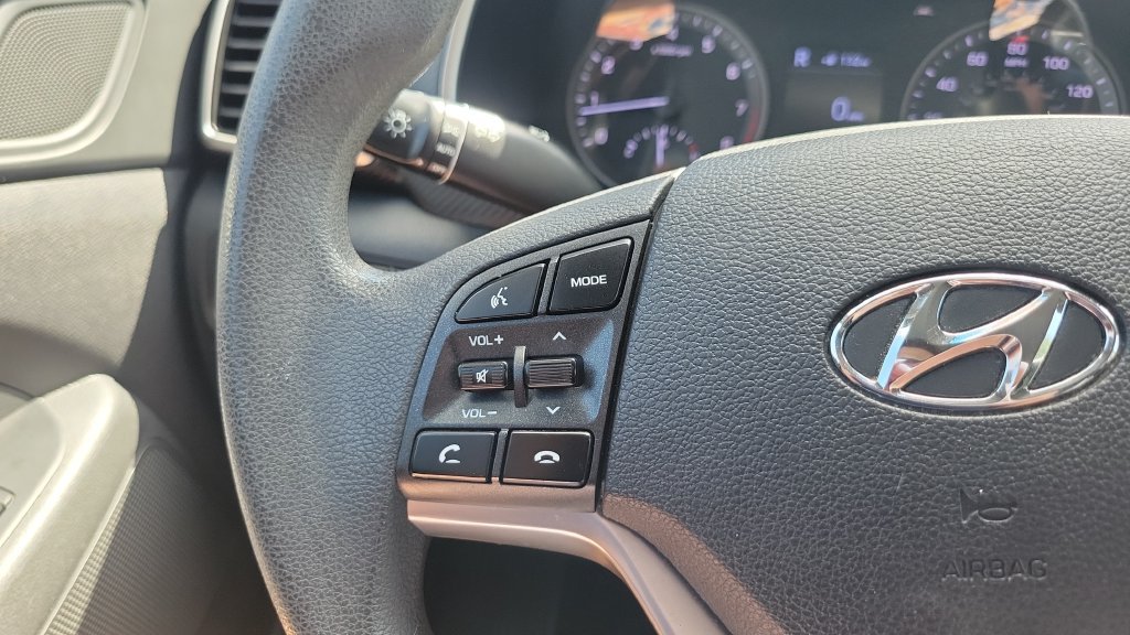 Used 2019 Blue Hyundai SE image 20