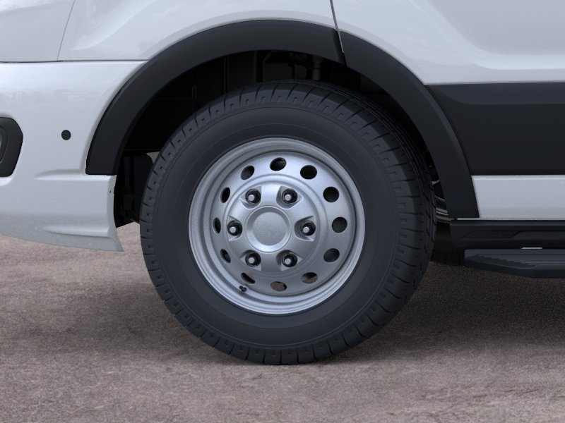 New 2026 Oxford White Ford XLT image 19