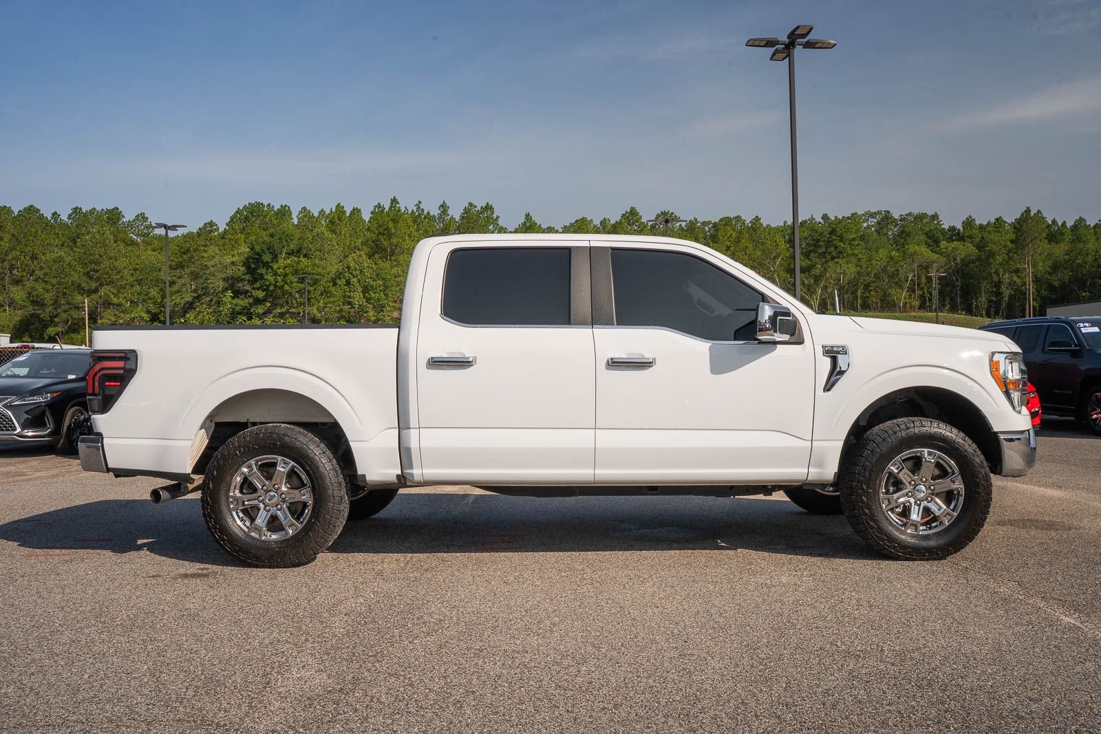 Certified Used 2021  Ford XLT image 11