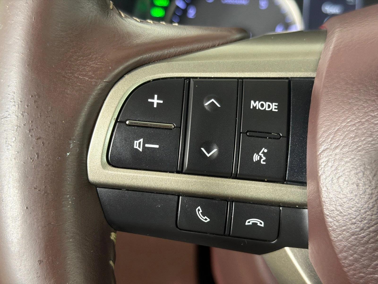 Used 2019 Silver Lexus RX 350 image 26