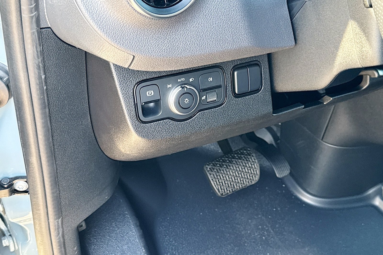 New 2026 Blue Gray Mercedes-Benz  image 10