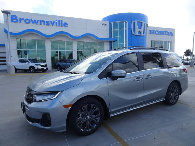 New 2027 Solar Silver Metallic Honda Touring image 1