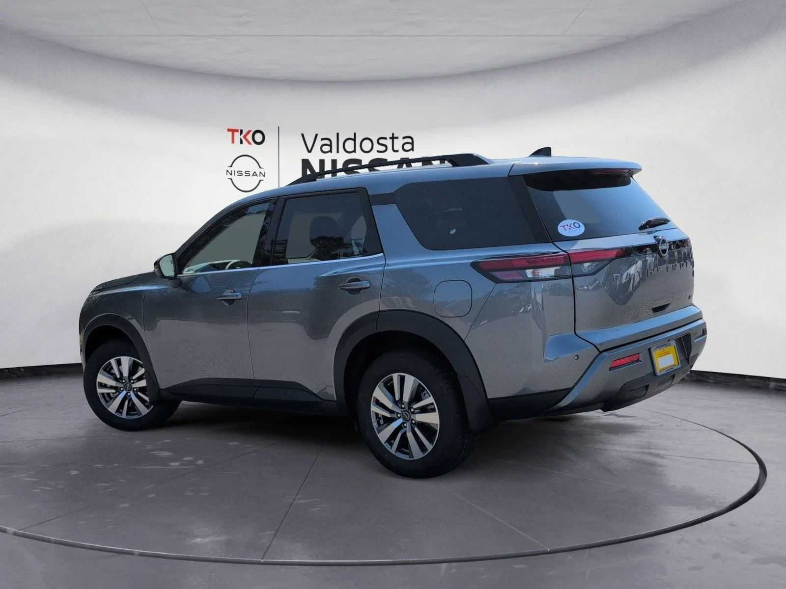 New 2026 Gun Metallic Nissan SL image 9