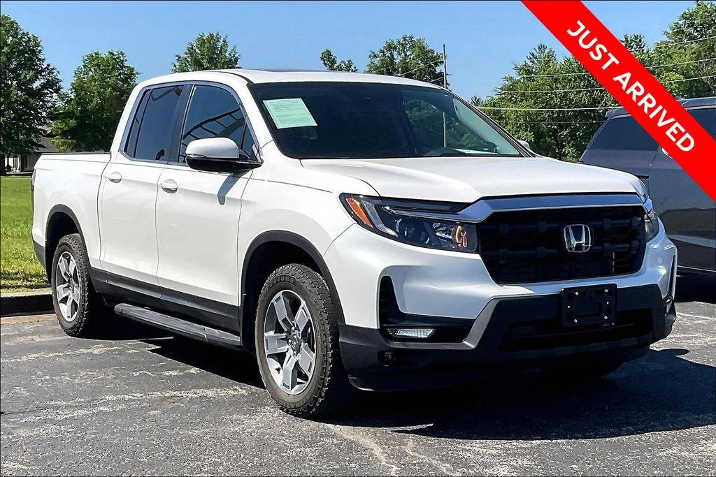 2026 Honda Ridgeline RTL AWD's photo