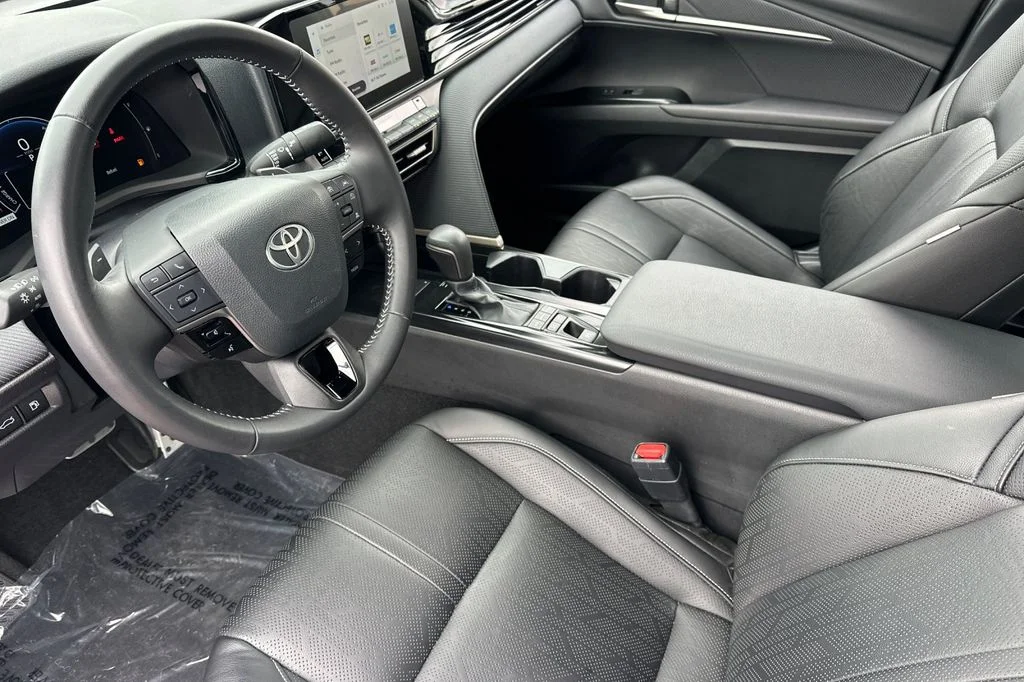 Certified Used 2025 White Toyota SE image 10