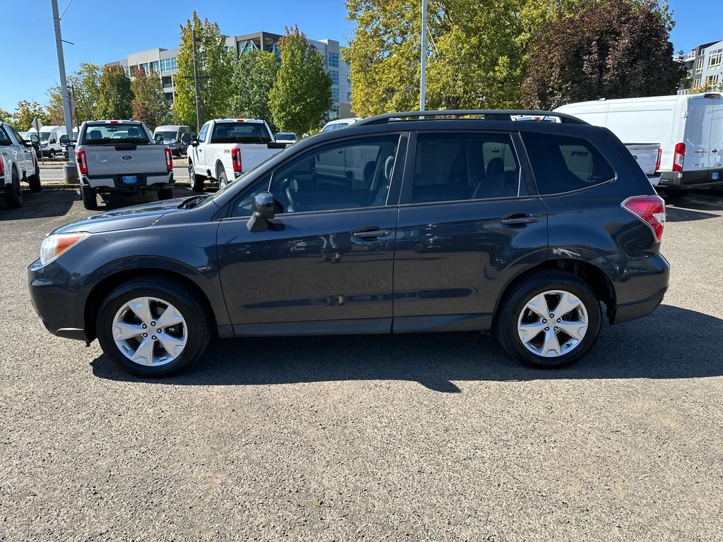 Used 2015 Gray Subaru 2.5i Premium image 3