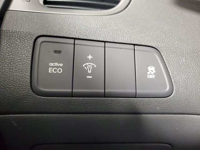 Used 2013 Gray Hyundai GLS image 32