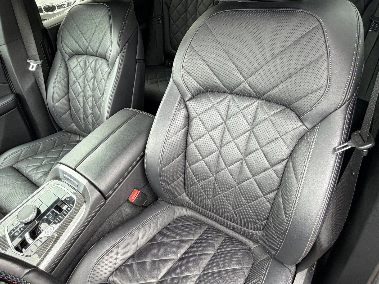 Certified Used 2024 Brooklyn Grey Metallic BMW M60i image 25