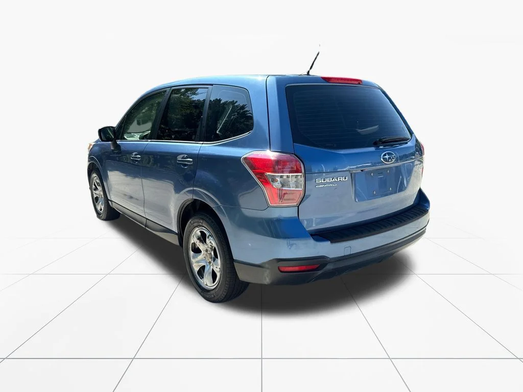 Used 2015 Quartz Blue Subaru 2.5i image 6