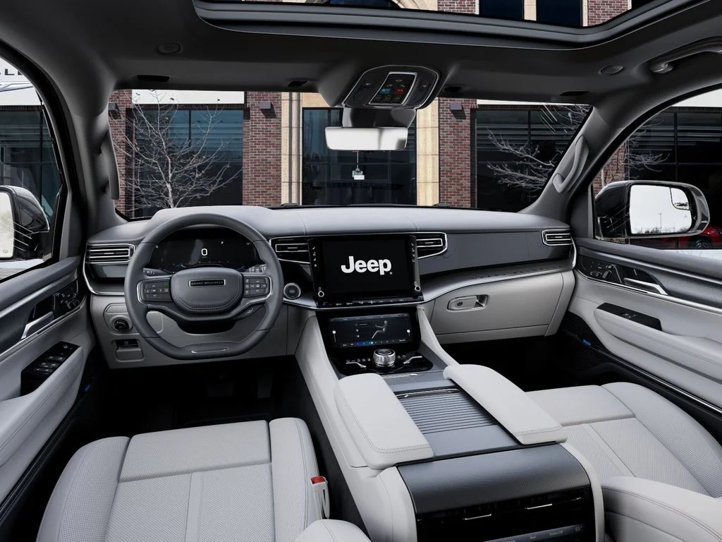New 2026 High Gloss Black Exterior Paint Jeep Summit Obsidian image 14