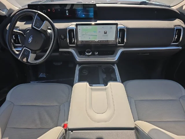 Used 2025 Black Ford Platinum image 10