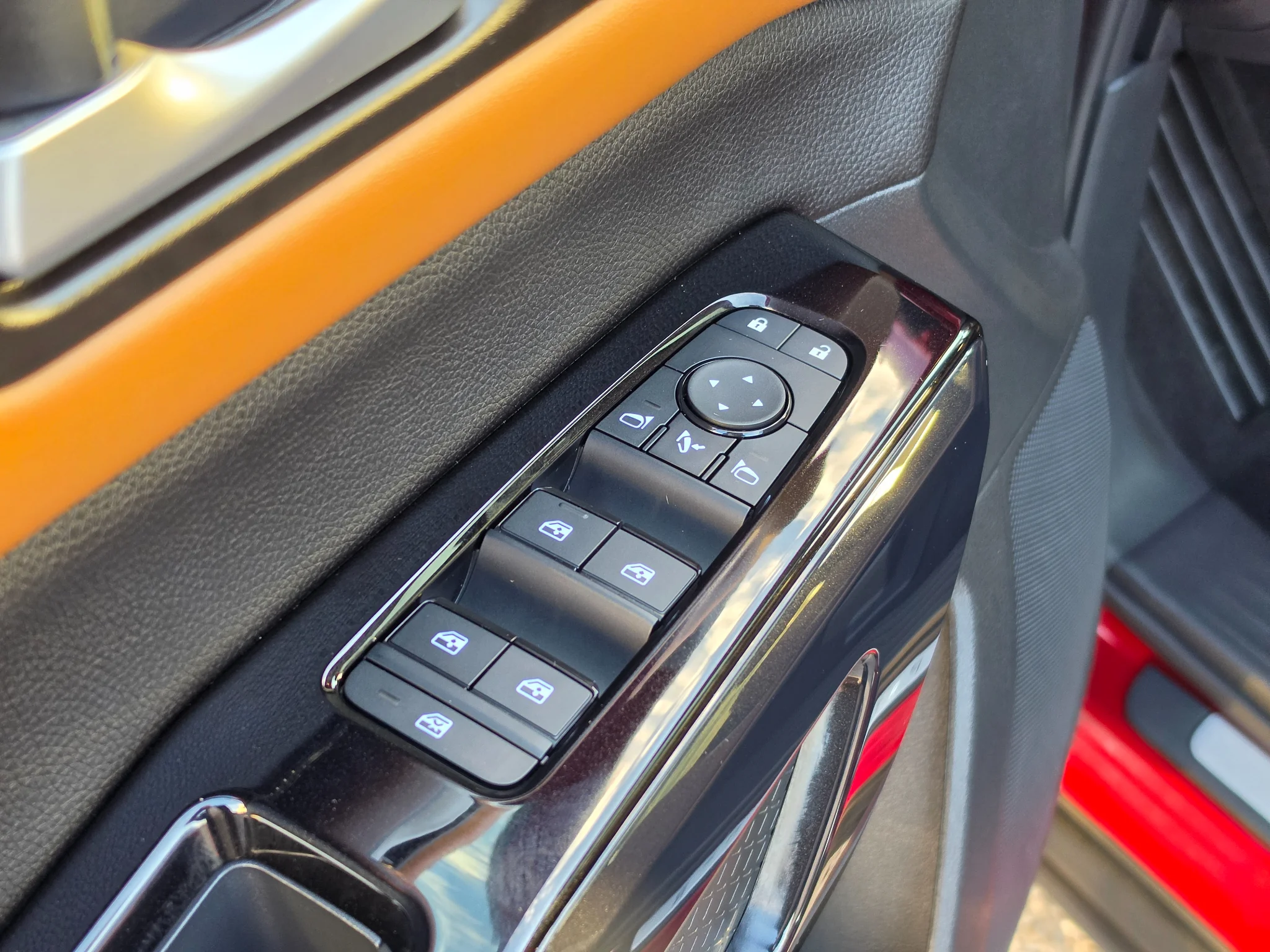 New 2026 Scarlet Ember Tintcoat Nissan Platinum image 18