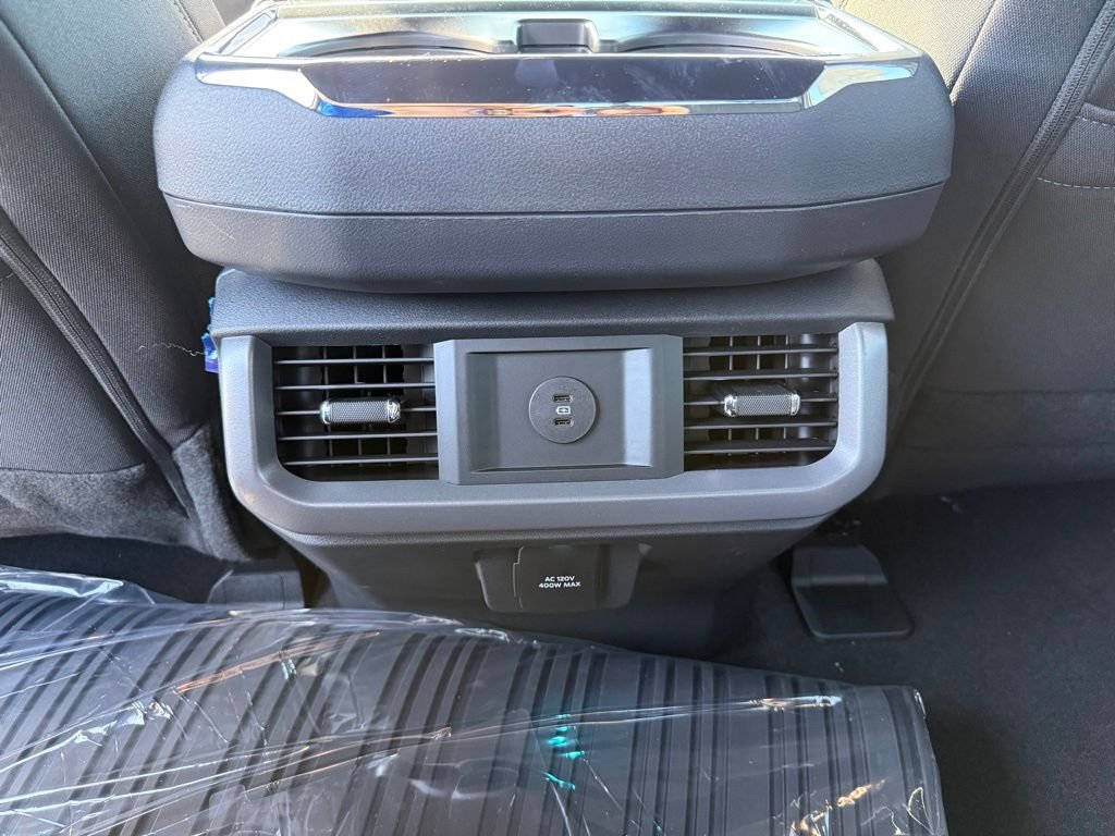 New 2026 Iconic Silver Metallic Ford XLT image 15