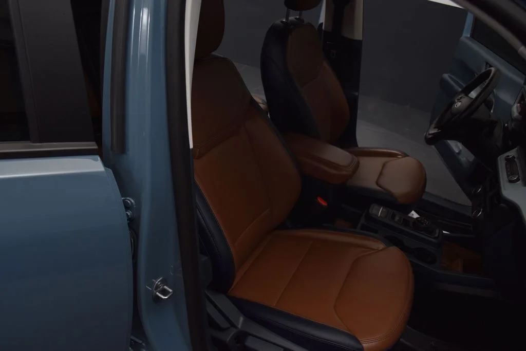 Used 2022 Blue Ford Lariat image 25