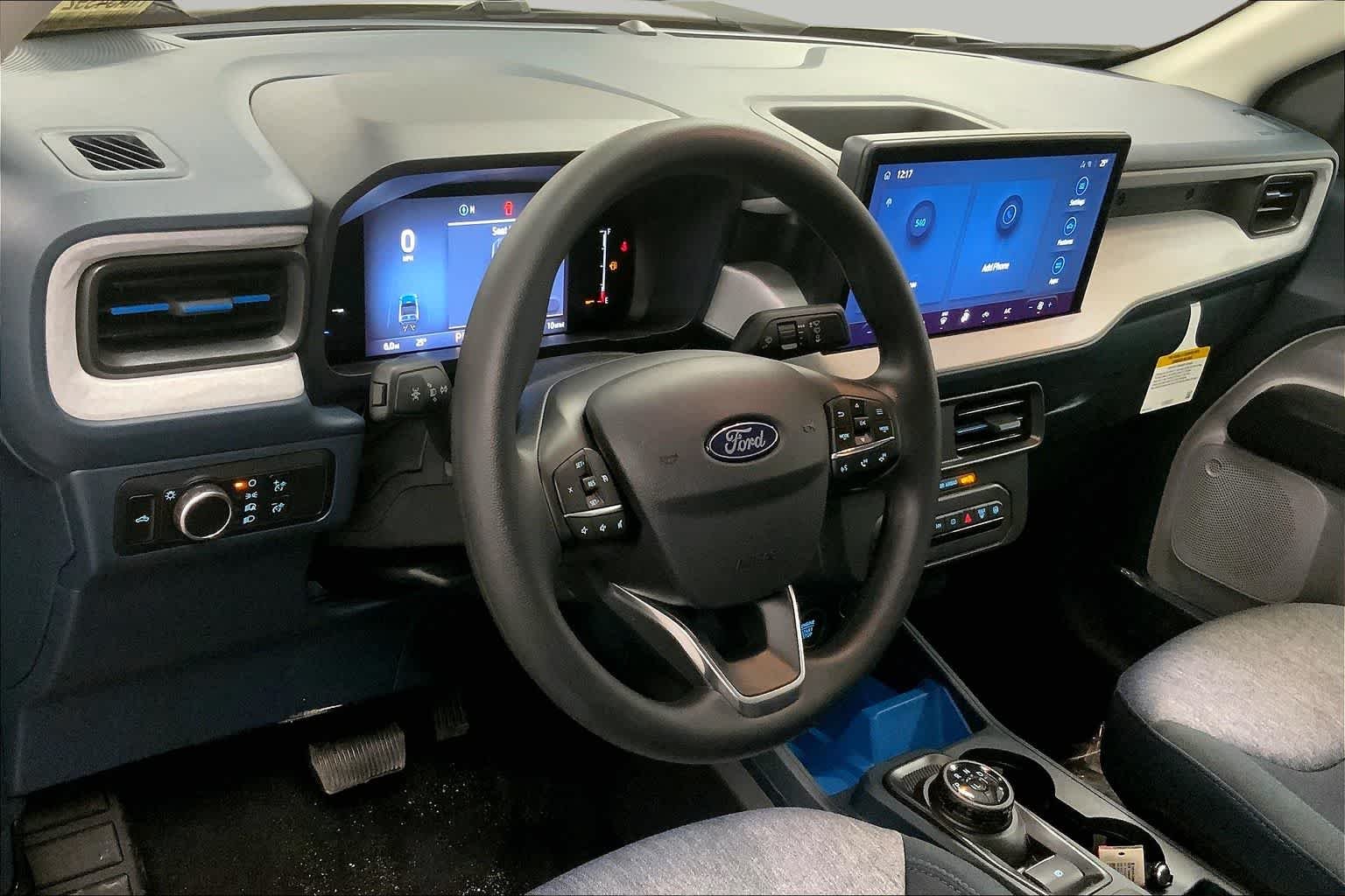 New 2026 Carbonized Gray Metallic Ford XLT image 7