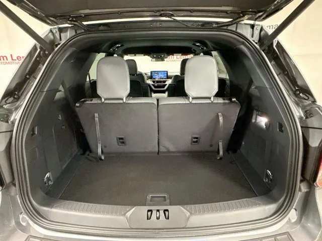 New 2027 Carbonized Gray Metallic Ford Active image 26