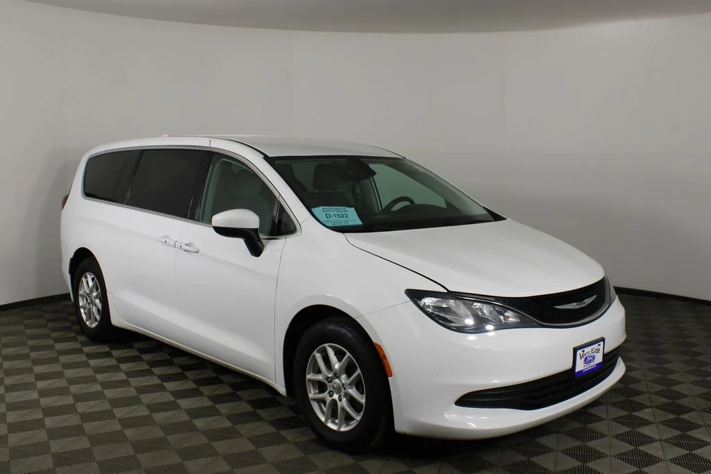 2017 Chrysler Pacifica Touring