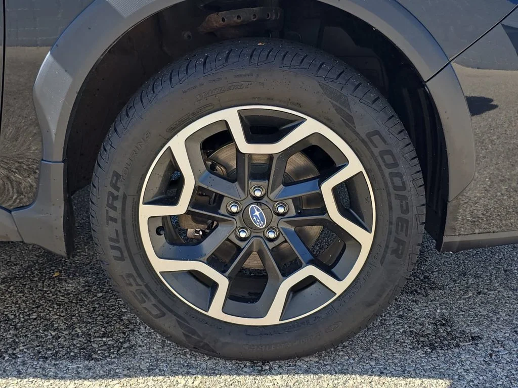 Used 2016 Black Subaru 2.0i Premium image 34