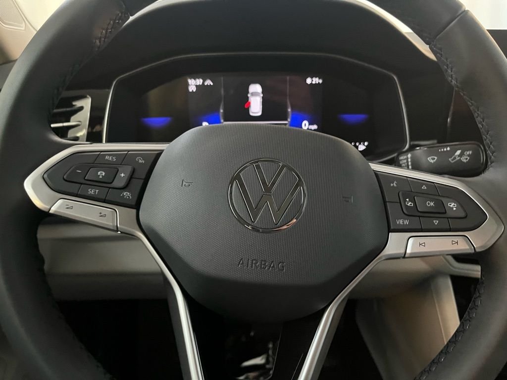 New 2026 Black Volkswagen 1.5T SE image 20