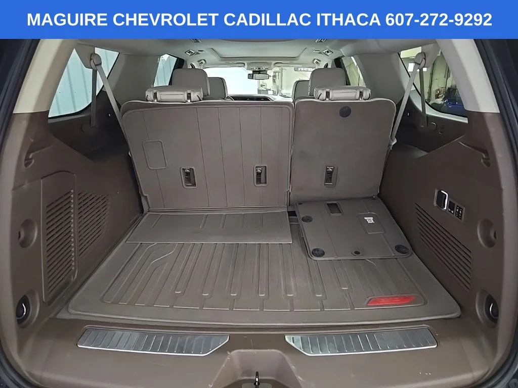 Used 2023 Silver GMC Denali image 12
