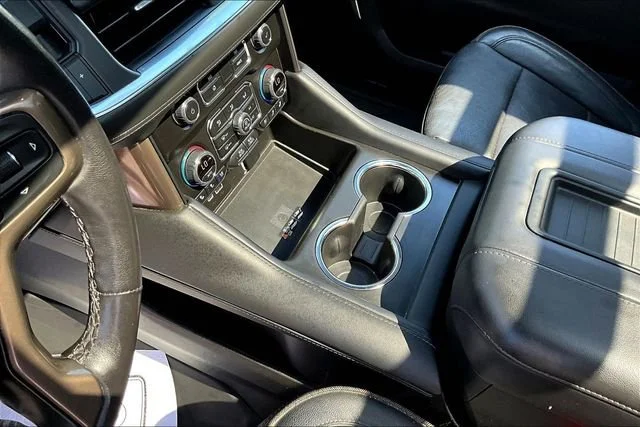 Used 2022 Black Chevrolet High Country image 18