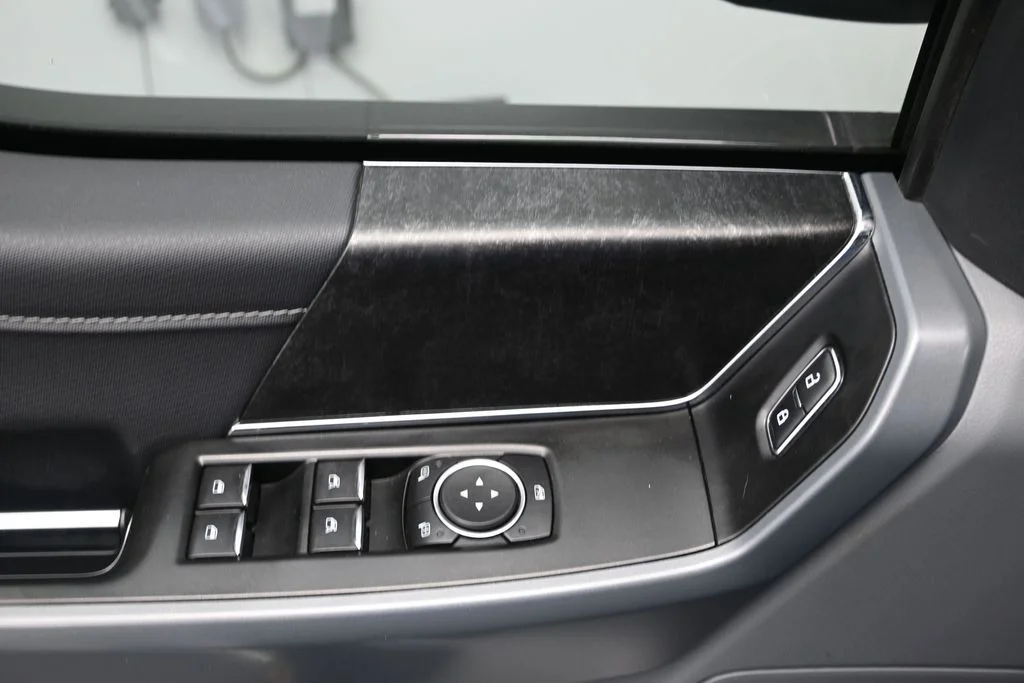 Used 2022 White Ford XLT image 16