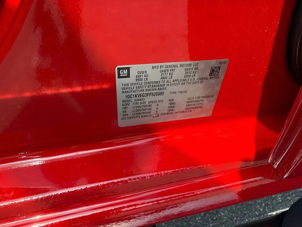 Used 2015 Red Chevrolet LT image 29