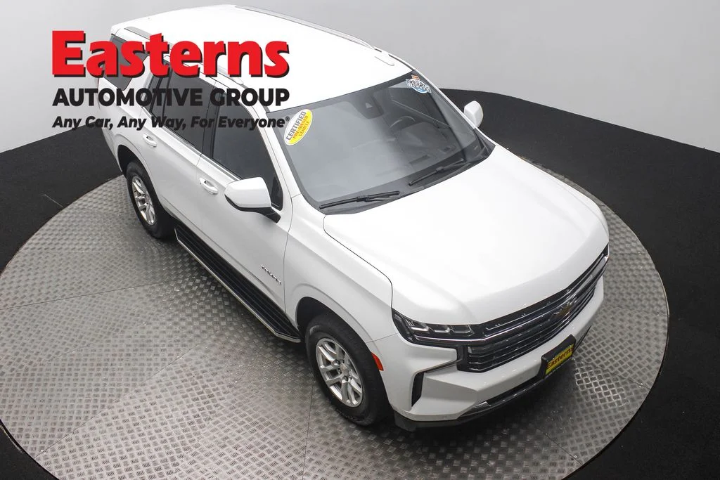 Used 2023 White Chevrolet LT image 3