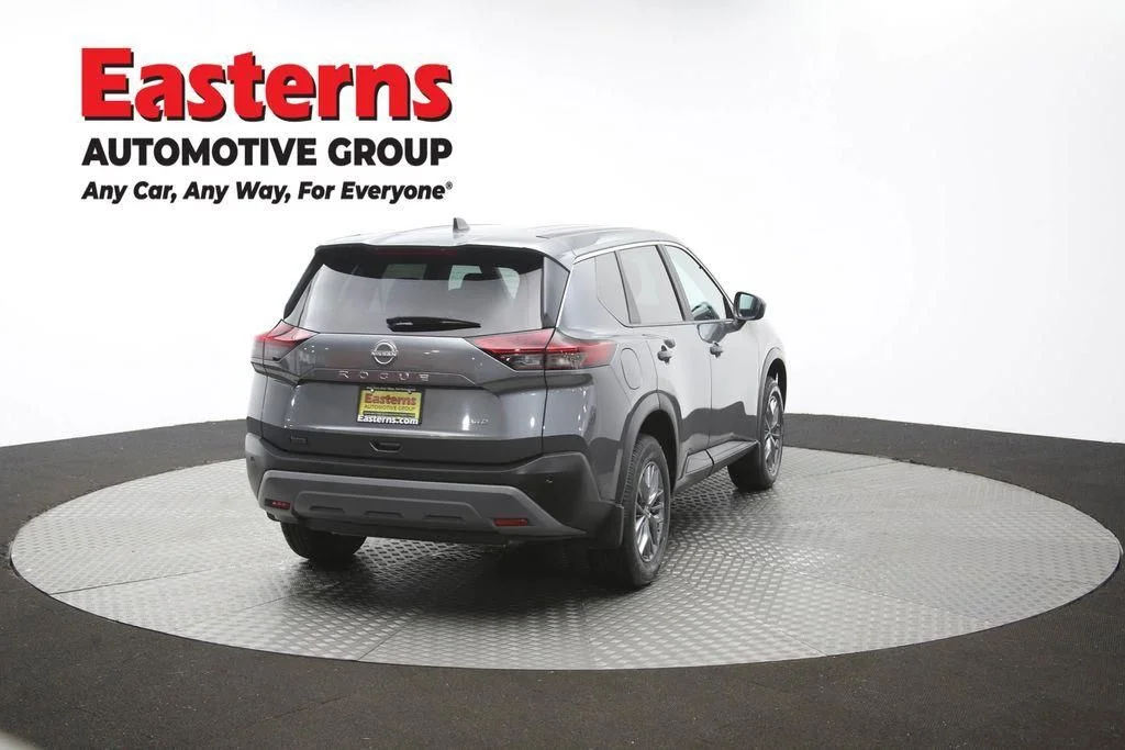 Used 2023 Gray Nissan S image 42