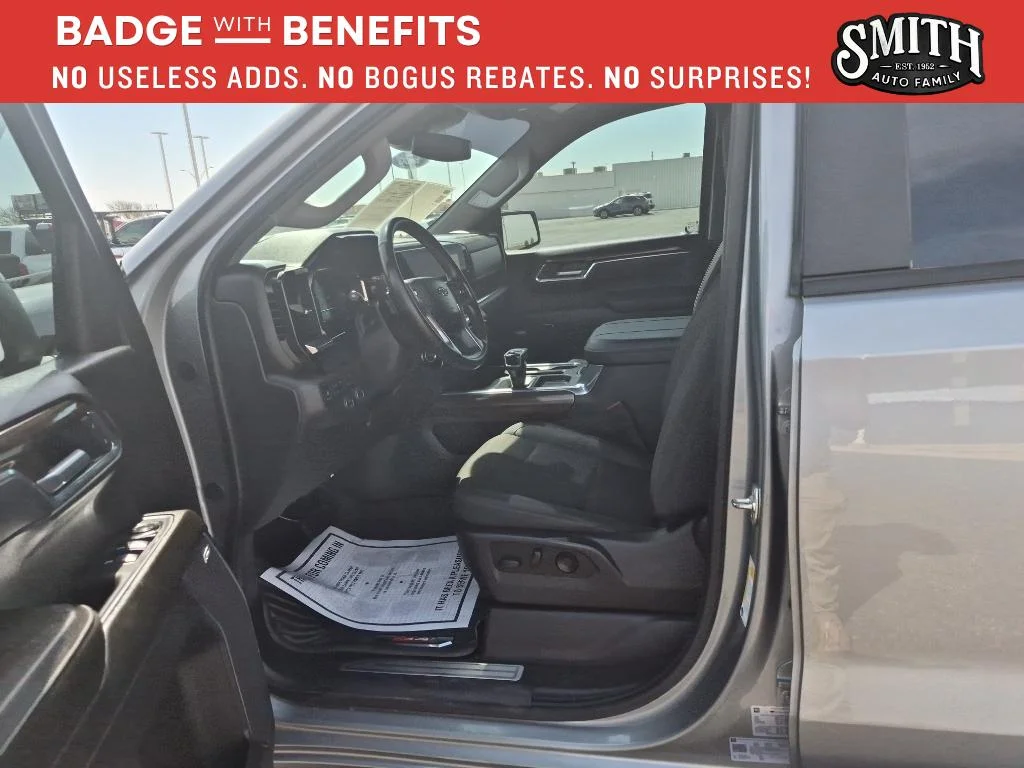 Used 2025 Sterling Gray Metallic Chevrolet LT Trail Boss image 14