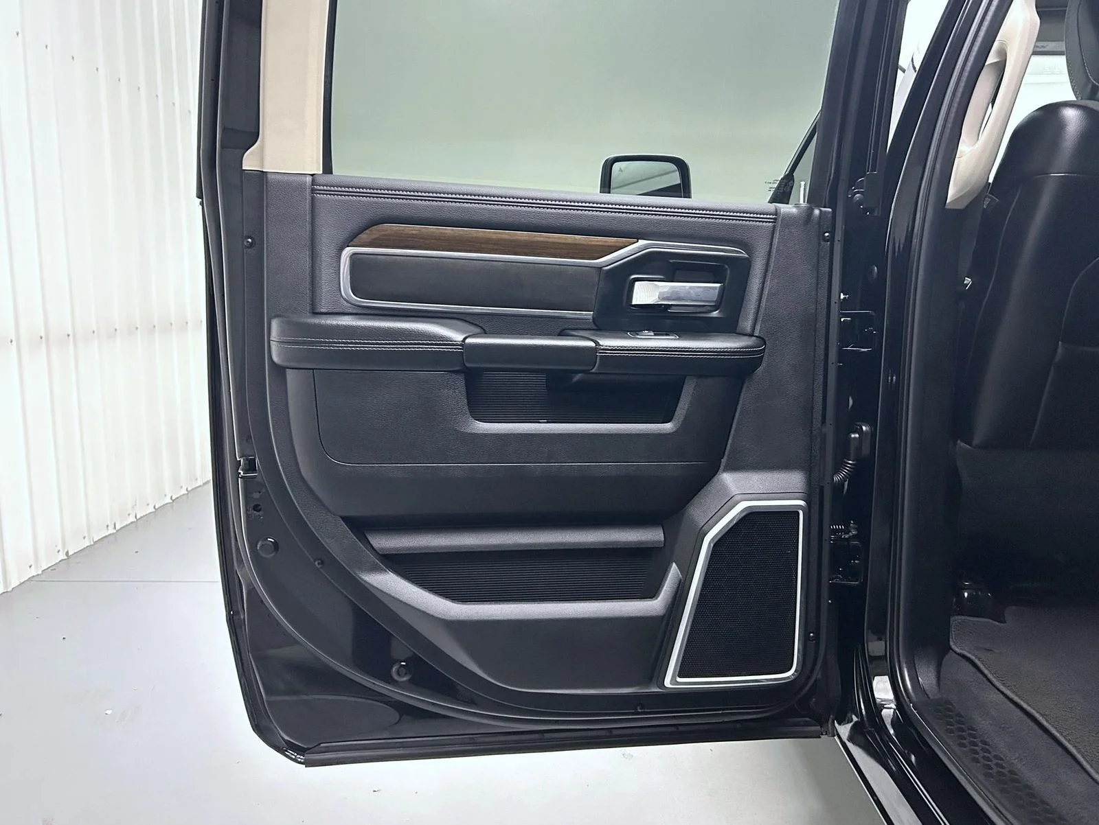Used 2024 Black Ram Laramie image 20