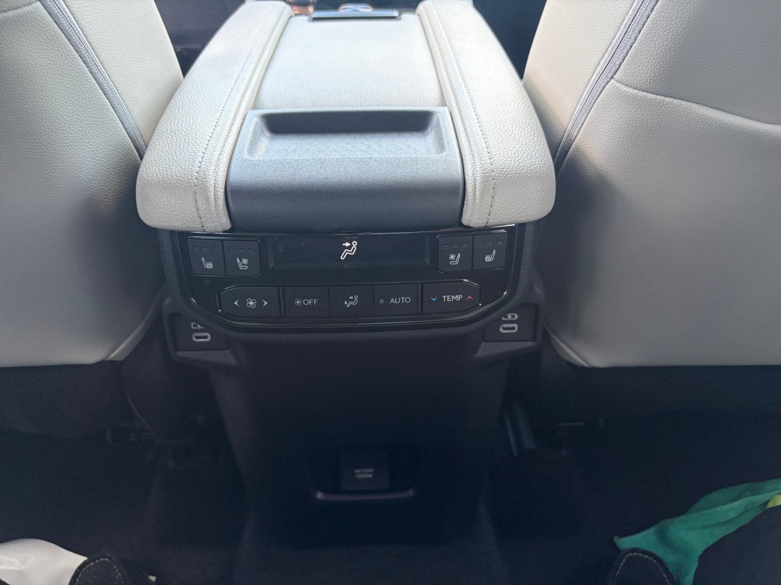 Used 2026 Cement Toyota Hybrid MAX Platinum image 26