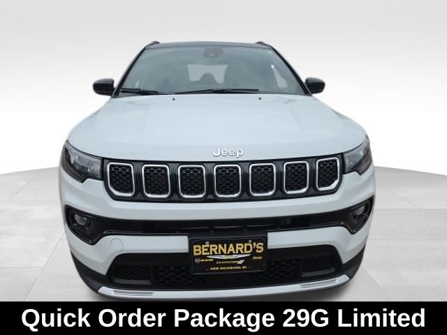 Used 2024 White Jeep Limited image 3