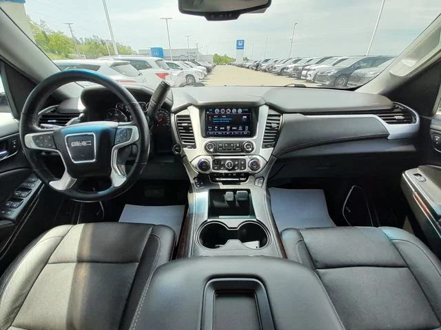 Used 2018 White GMC SLT image 41