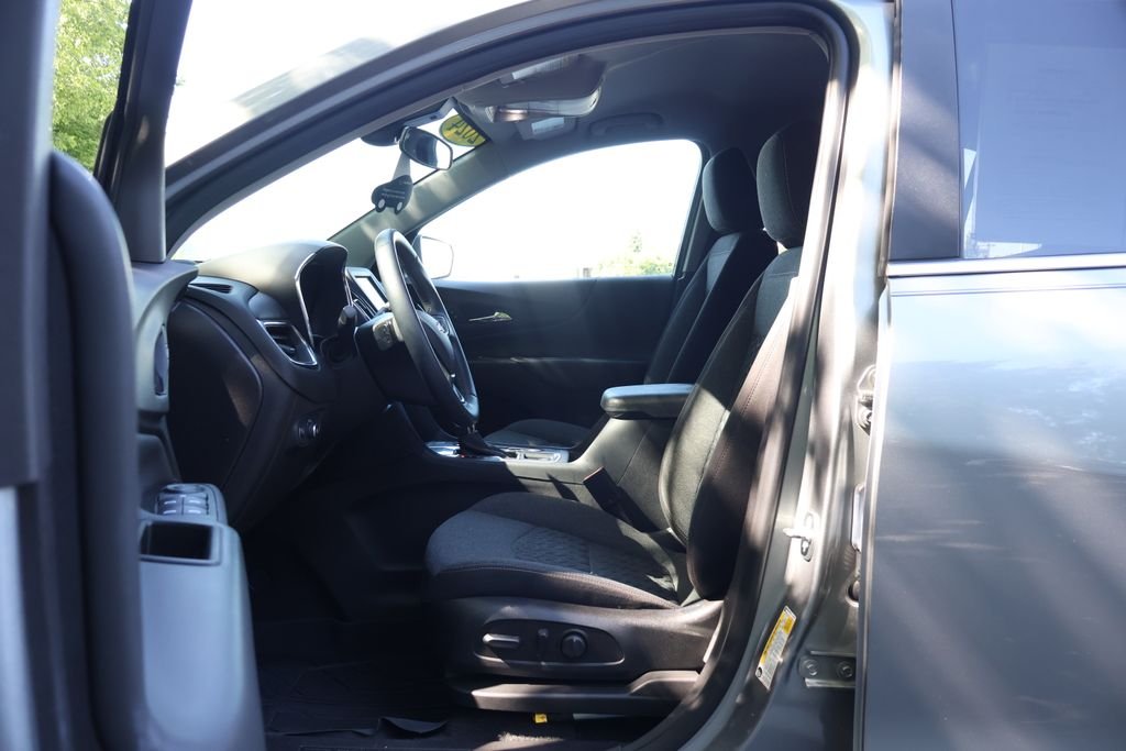 2024 Chevrolet Equinox LT - Photo 32