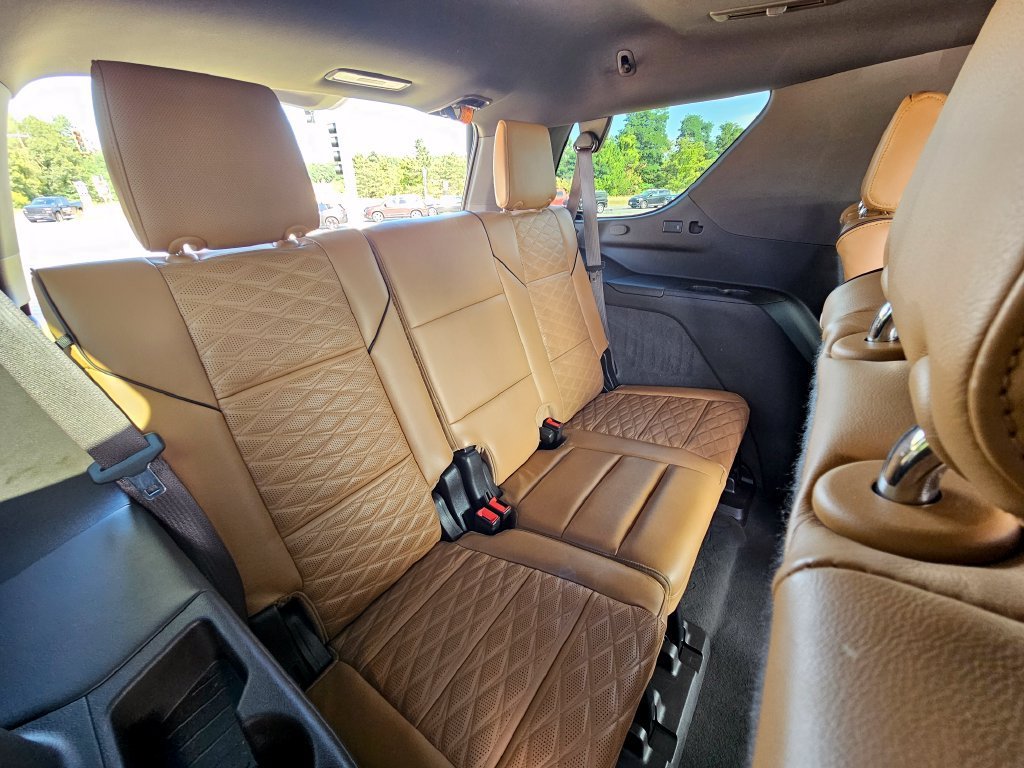 2023 Cadillac Escalade Premium Luxury - Photo 18