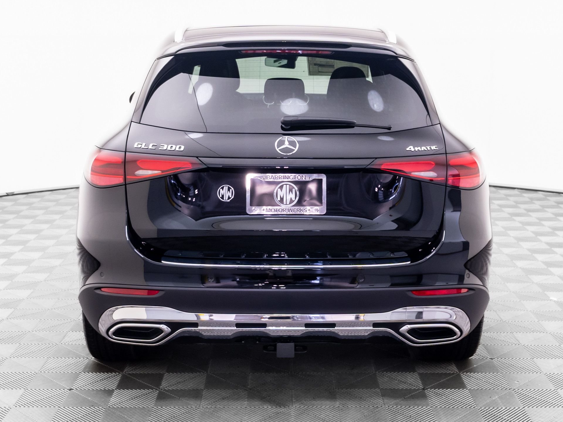 New 2027 Black Mercedes-Benz GLC 300 image 4