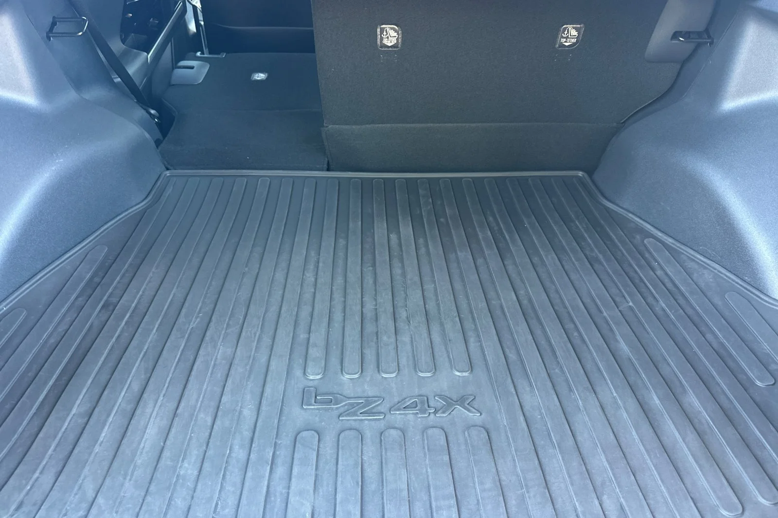 2024 Toyota bZ4X XLE - Photo 21
