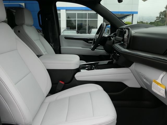 2025 Chevrolet Tahoe Premier - Photo 27