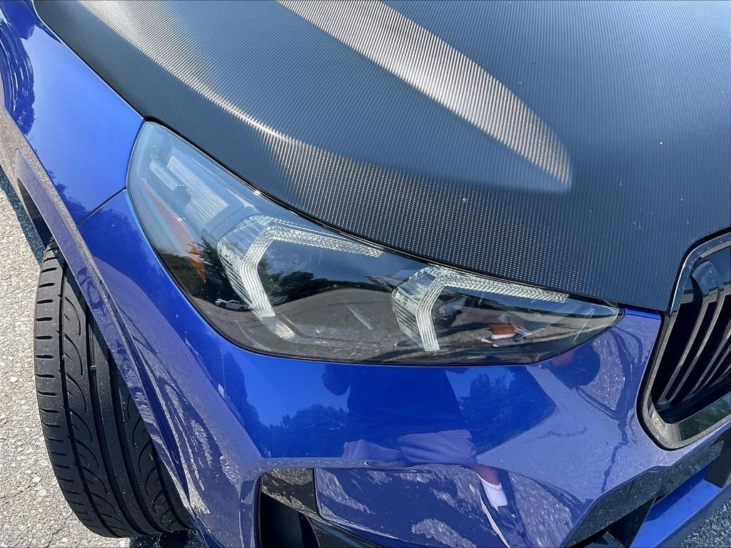 Used 2024 Blue BMW M35i image 32