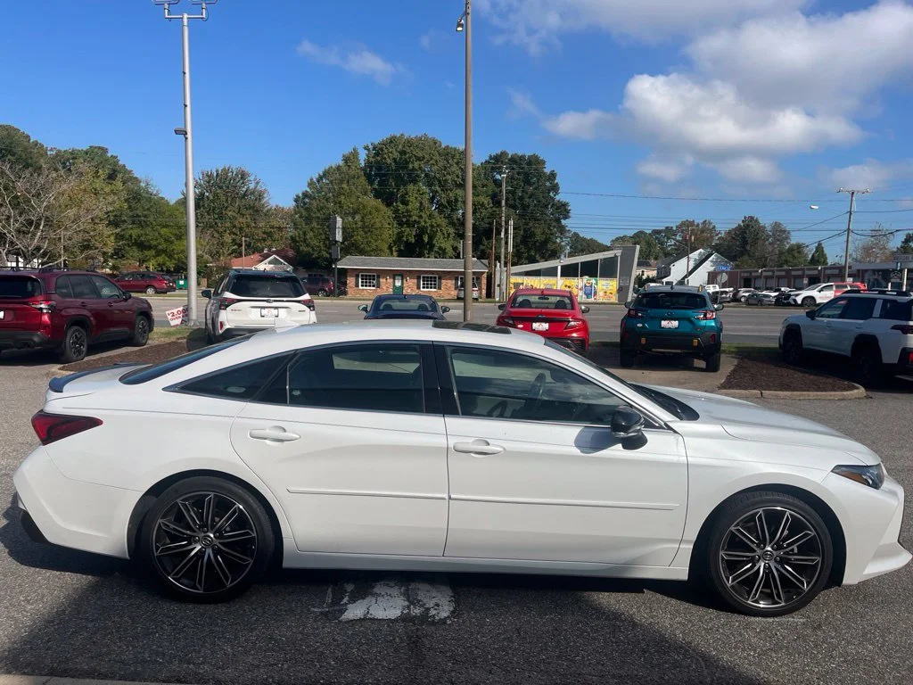 Used 2020 White Toyota XSE image 3