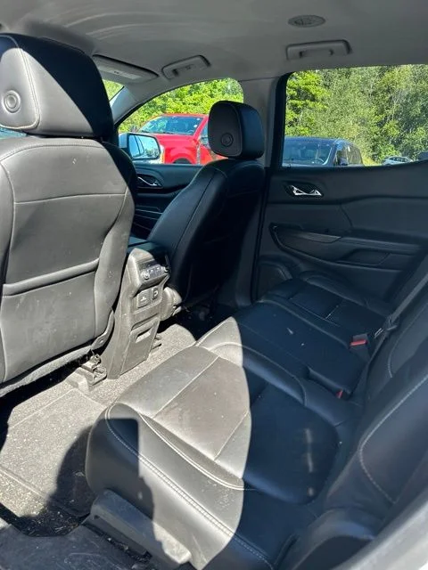 Used 2018 Summit White GMC SLT-1 image 9