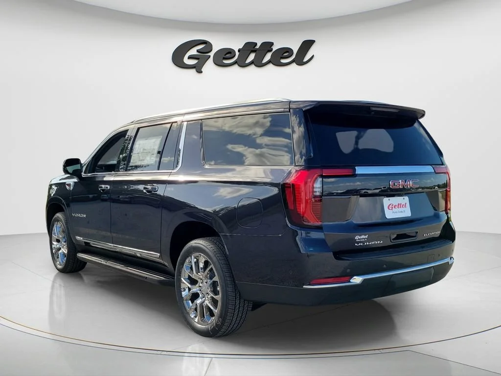New 2026 Titanium Rush Metallic GMC Elevation image 7