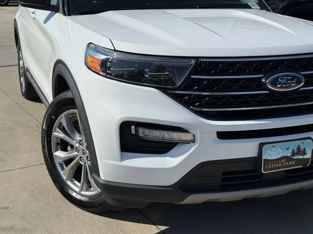 Used 2021 Oxford White Ford XLT image 6