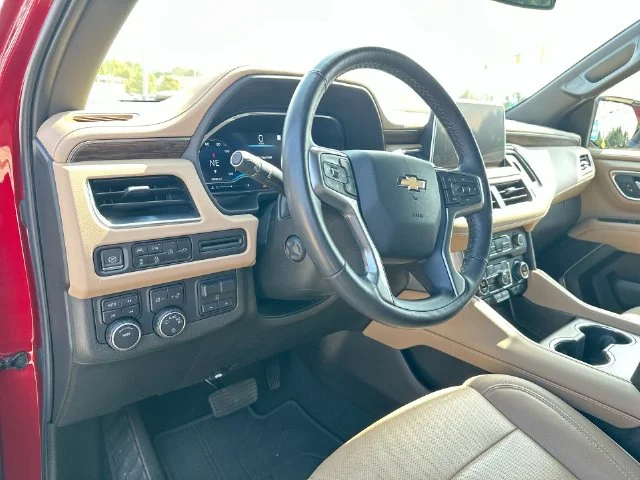 Used 2022 Red Chevrolet Premier image 20
