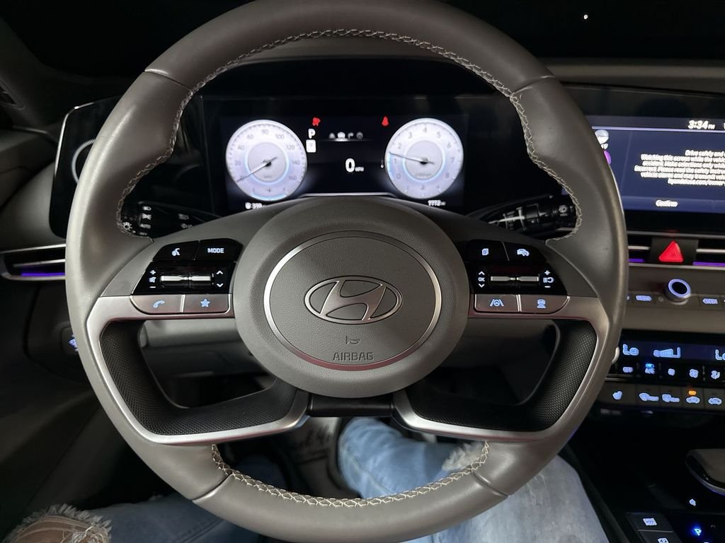 2025 Hyundai Elantra SEL - Photo 19