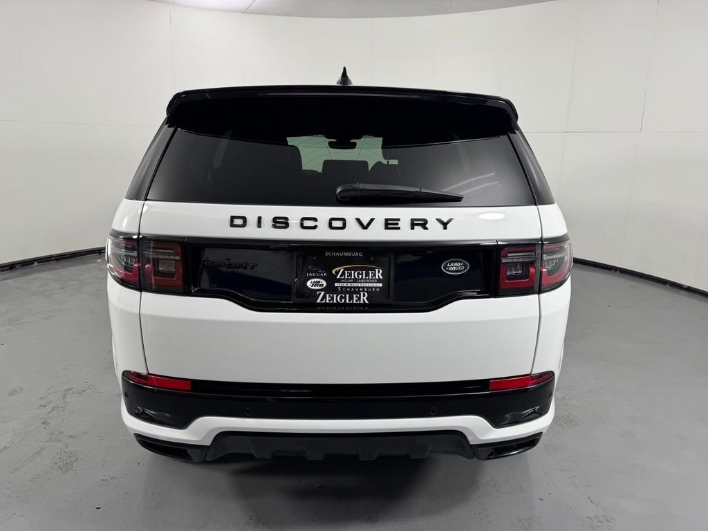 Used 2022 Fuji White Land Rover S R-Dynamic image 8