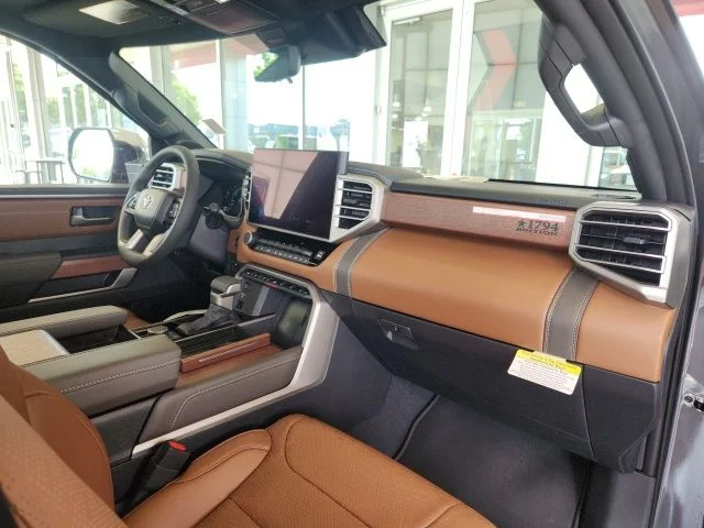2026 Toyota Tundra 1794 Edition - Photo 30